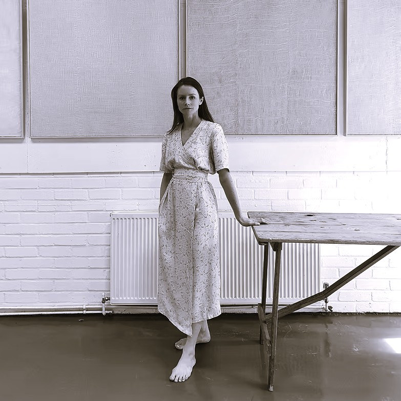 Portrait of contemporary textile artist Saskia Saunders
